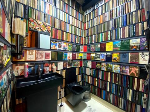 комерційна за адресою 192-га Садова вул., 3