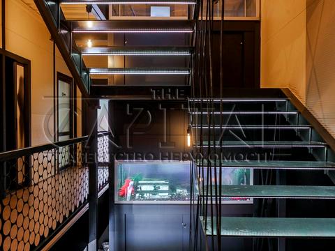 комерційна за адресою 192-га Садова вул., 3