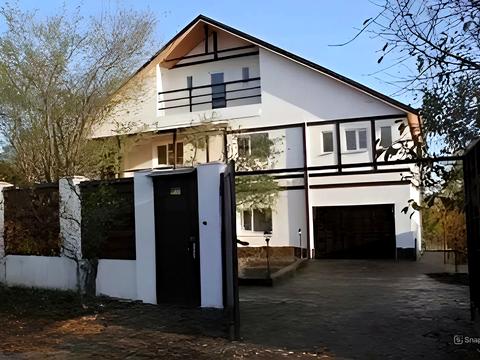 дом по адресу с. Черкасская Лозовая, Почтовая ул.