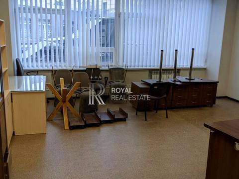 коммерческая по адресу Кудрявський Узвіз вул., 7