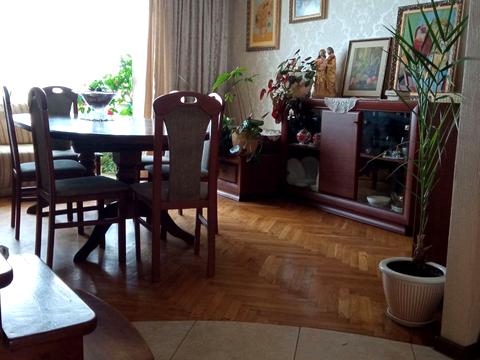 квартира за адресою Львів, Богдана-Ігора Антонича вул., 2