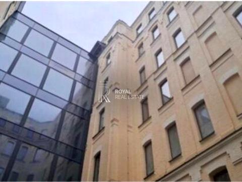 комерційна за адресою Прорізна вул., 9