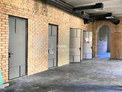 комерційна за адресою Прорізна вул., 9