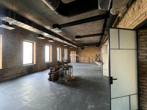 комерційна за адресою Прорізна вул., 11