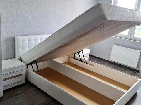 квартира за адресою Київ, Новопольова вул., 2 корп. 1