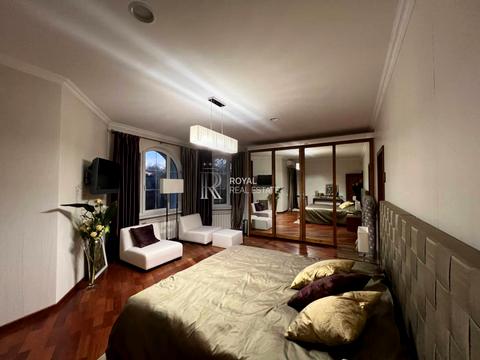 дом по адресу Набережна