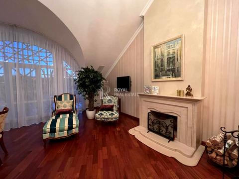 дом по адресу Набережна