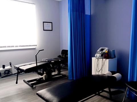 комерційна за адресою Філарета Колесси вул., 55