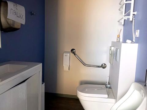 комерційна за адресою Філарета Колесси вул., 55