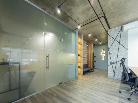 коммерческая по адресу Жилянская ул., 68