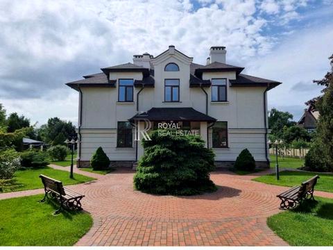 будинок за адресою смт. Козин, Старокиївська вул.