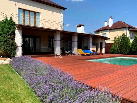 будинок за адресою смт. Ворзель, Ясна