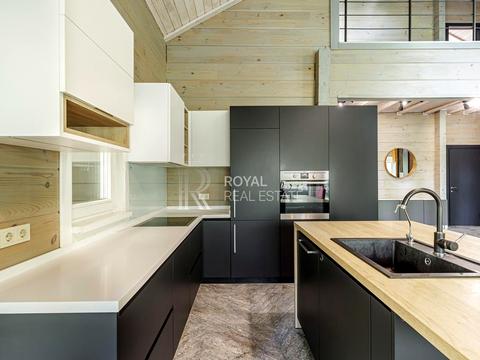 дом по адресу Днепровская набережная ул.