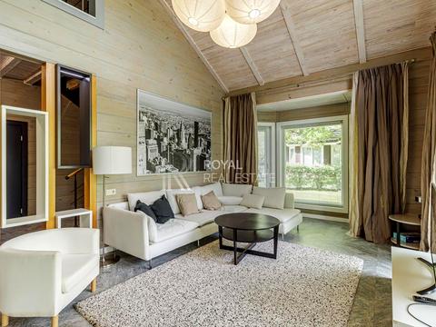 дом по адресу Днепровская набережная ул.