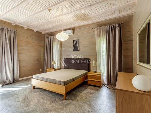 дом по адресу Днепровская набережная ул.