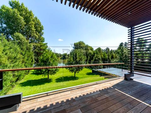 будинок за адресою центральна