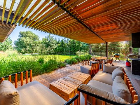 будинок за адресою центральна