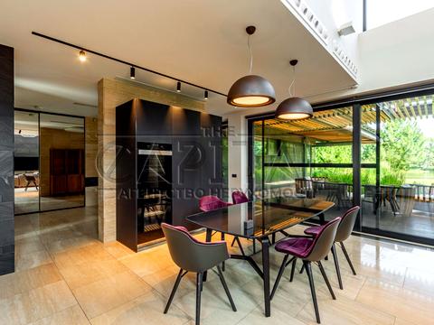 будинок за адресою центральна