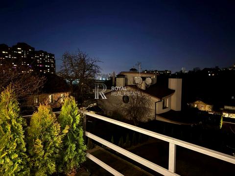 будинок за адресою Київ, Добрий Шлях вул.