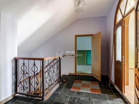 будинок за адресою Грушевского