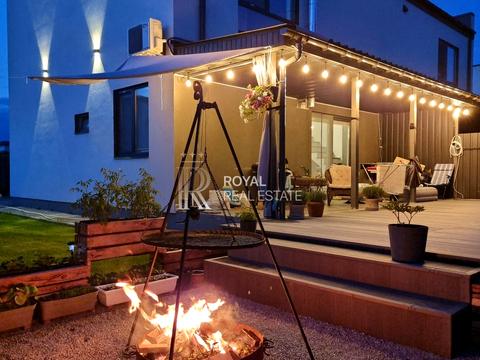 будинок за адресою Виноградна