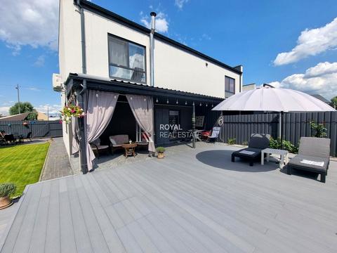 будинок за адресою Виноградна