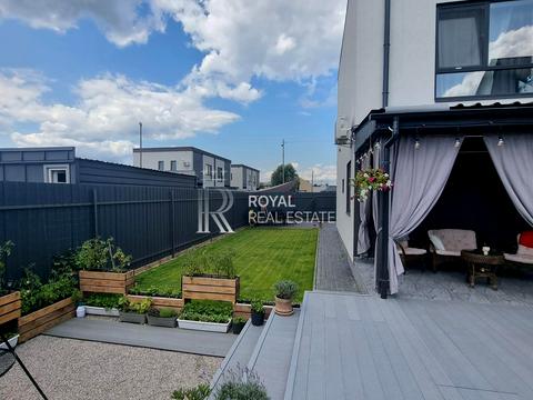 будинок за адресою Виноградна