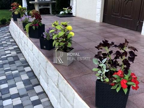 дом по адресу Анатолия Соловьяненко ул.