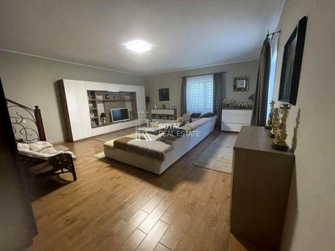 дом по адресу Анатолия Соловьяненко ул.