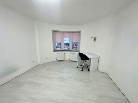 квартира за адресою Довженка вул., 14