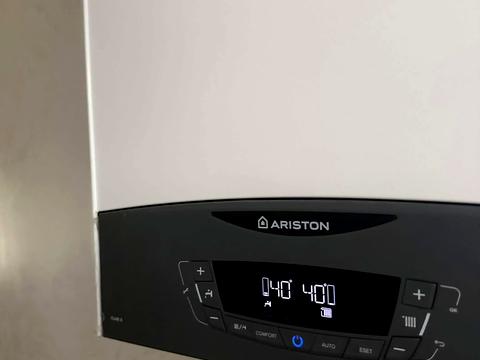 квартира за адресою Довженка вул., 14