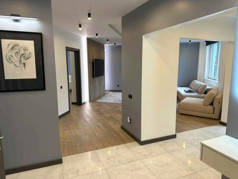 квартира за адресою Пекарська вул., 30