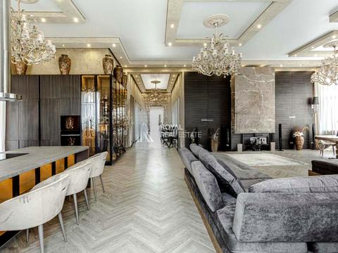 будинок за адресою Янтарна вул., 1