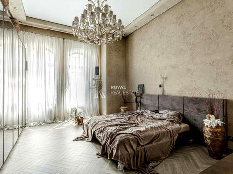 будинок за адресою Янтарна вул., 1