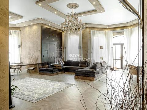 будинок за адресою Янтарна вул., 1