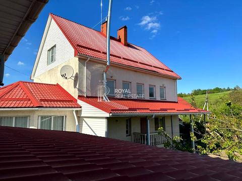 будинок за адресою Молодіжна