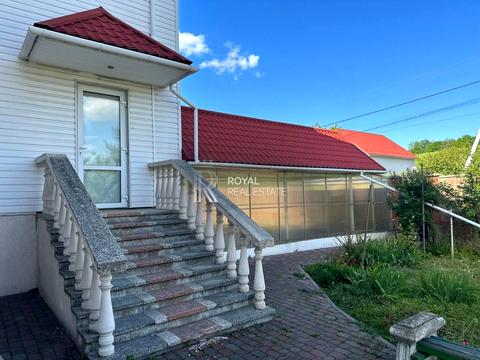 будинок за адресою Молодіжна