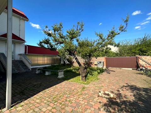 будинок за адресою Молодіжна