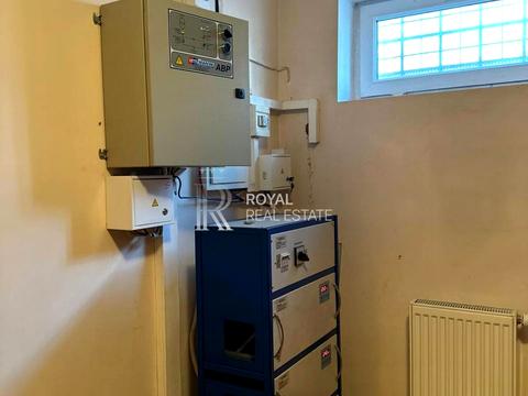 будинок за адресою Молодіжна