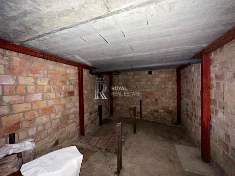 будинок за адресою Молодіжна