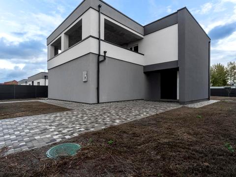 будинок за адресою Каштанова вул.