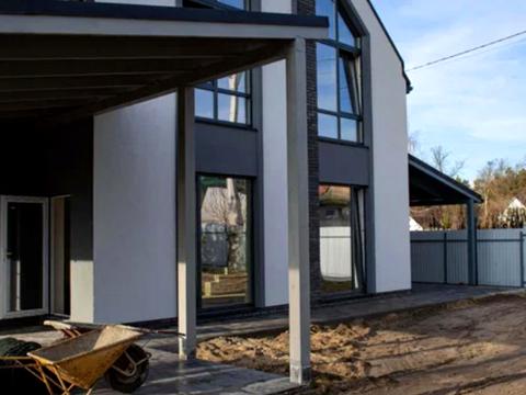 будинок за адресою Центральна вул.