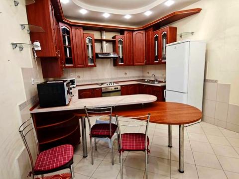 квартира по адресу Кастеливка ул., 8