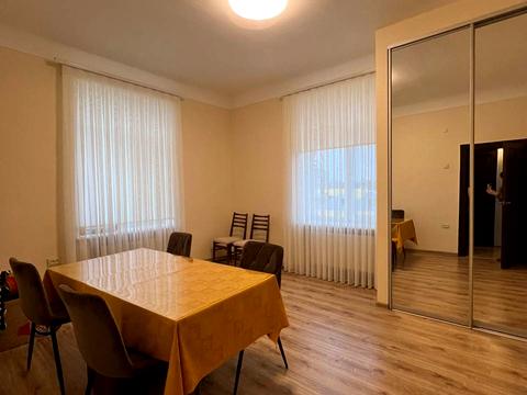 квартира за адресою 128-ї Бригади Тероборони вул. (Курчатова), 4