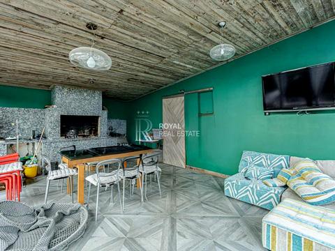 будинок за адресою Центральна