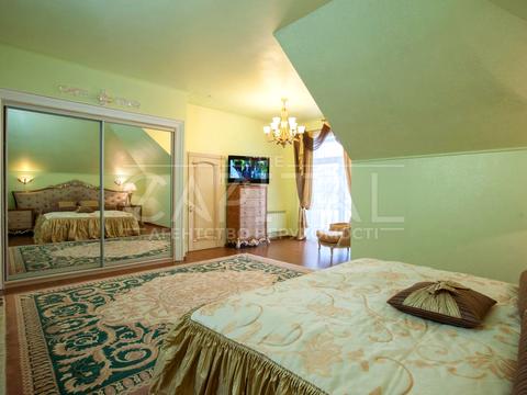 будинок за адресою Парникова вул.