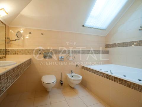 будинок за адресою Парникова вул.