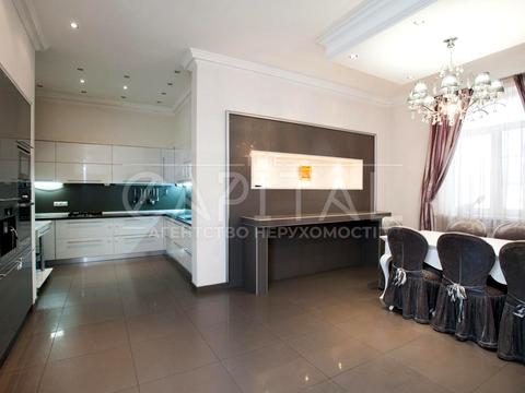 будинок за адресою Парникова вул.