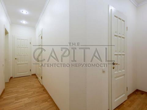 комерційна за адресою Ірининська вул., 5/24