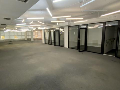 комерційна за адресою Жилянська вул., 104/24